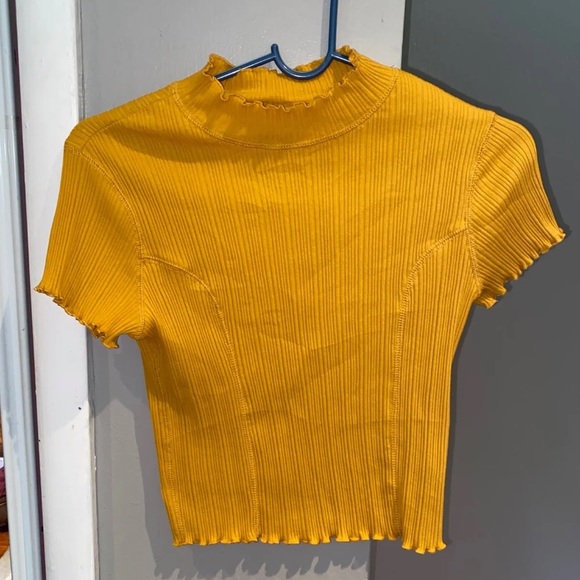 Top - Picture 2 of 2